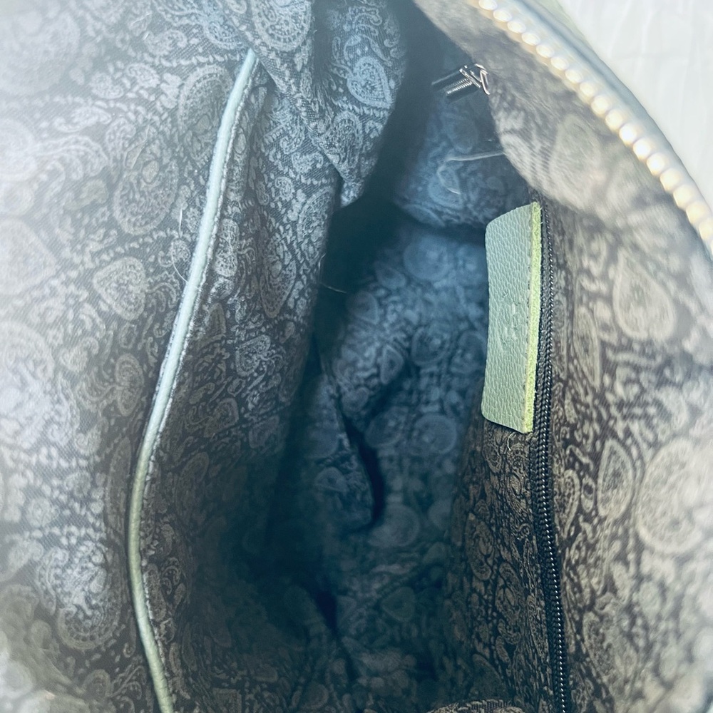 Handbag - Picture 5 of 16